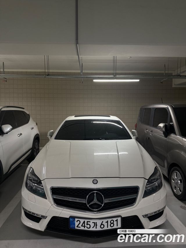 Mercedes-Benz CLS-Class (W218) CLS63 AMG