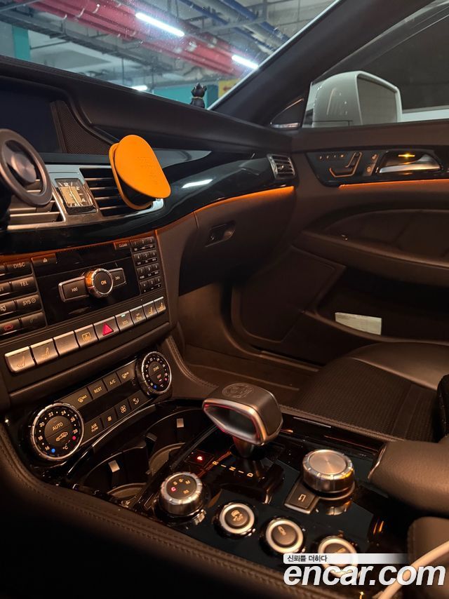 Mercedes-Benz CLS-Class (W218) CLS63 AMG 2012 — фото 4