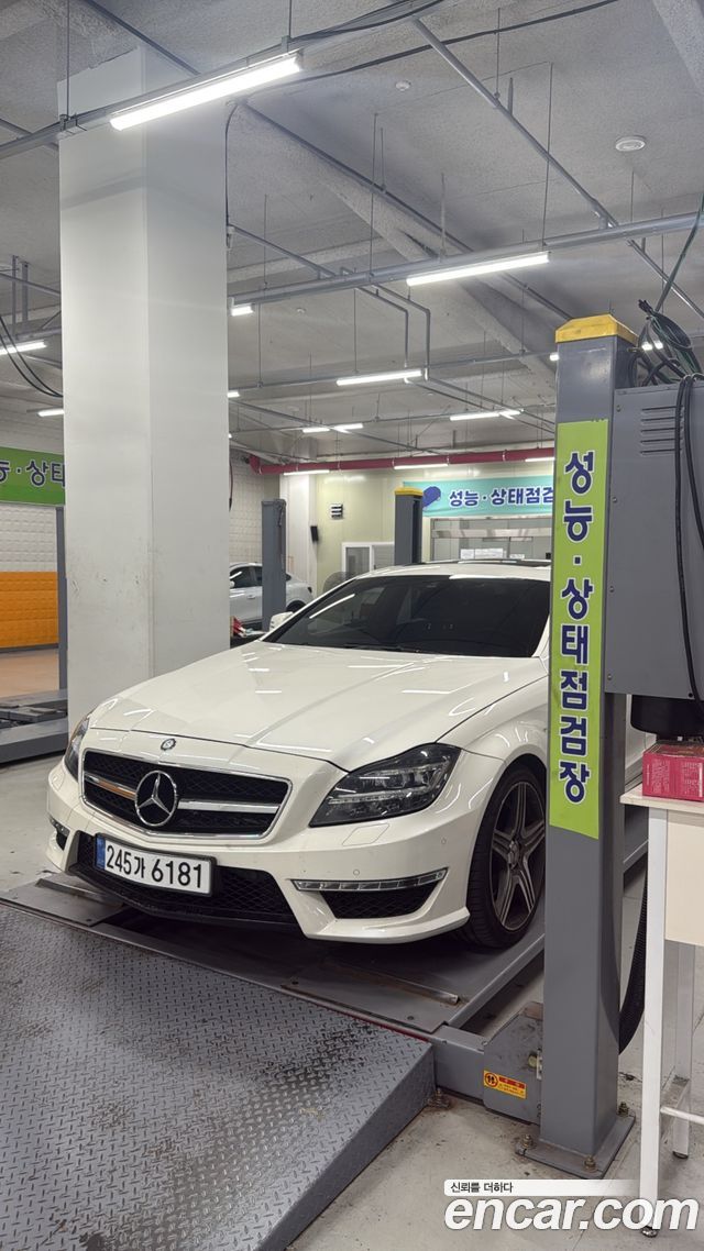 Mercedes-Benz CLS-Class (W218) CLS63 AMG 2012 — фото 15