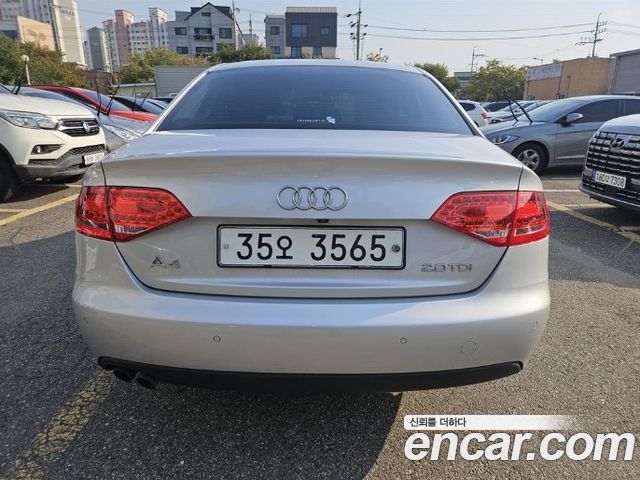 Audi A4 2.0 TDI B8 2012 — фото 3