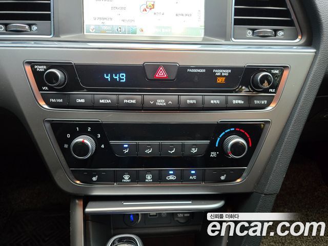 Hyundai Sonata (LF) 2.0 Style Special 2016 — фото 15