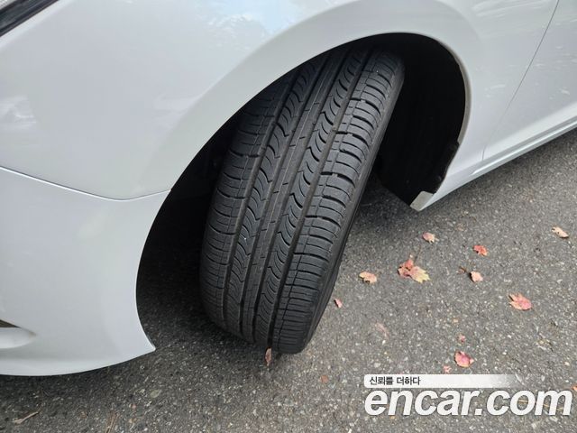 Hyundai Sonata (LF) 2.0 Style Special 2016 — фото 22