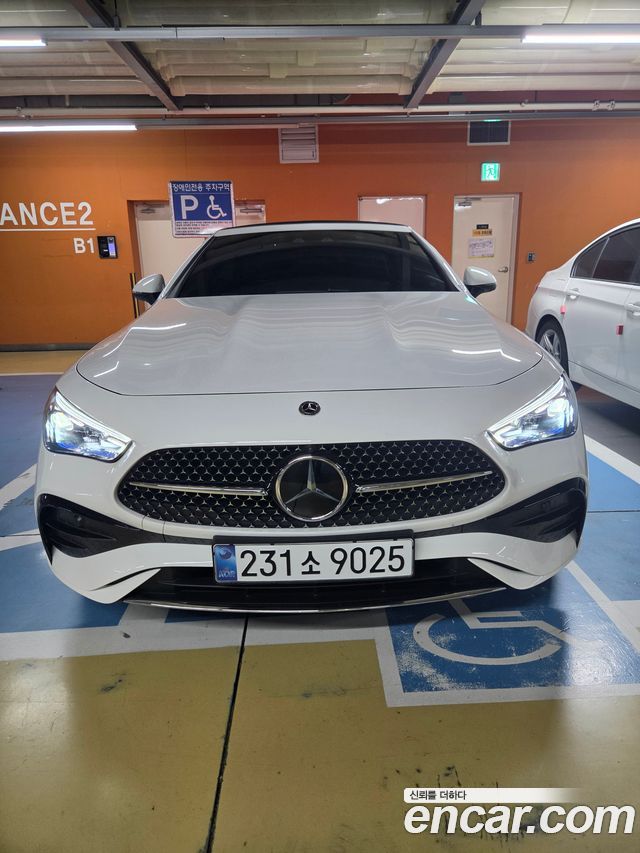 Mercedes-Benz CLE-Class (C236) CLE200 Cabriolet 2024 — фото 3