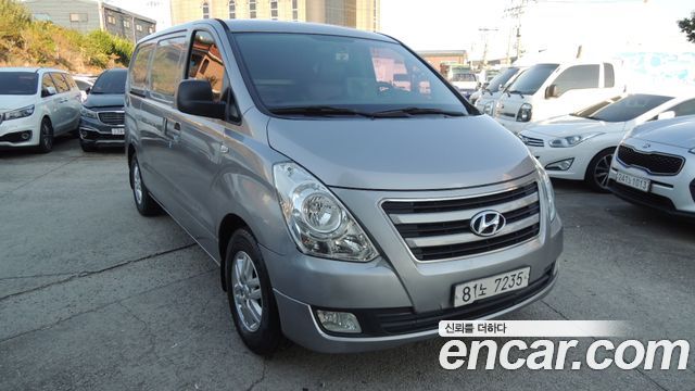 Hyundai Grand Starex 3-Seater VAN Smart 2017 — фото 3