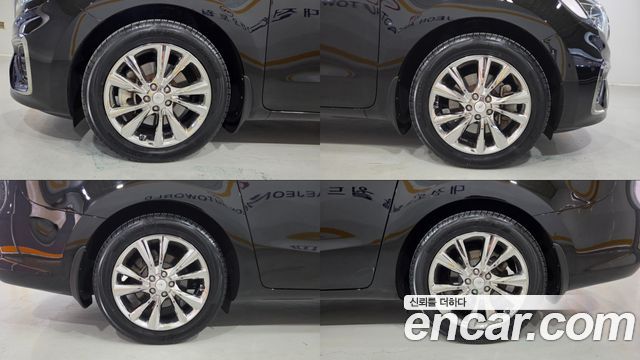 Kia Carnival 9-Seater Prstige 2019 — фото 22