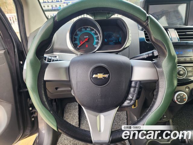 Chevrolet Spark LPG LT Standard 2014 — фото 10