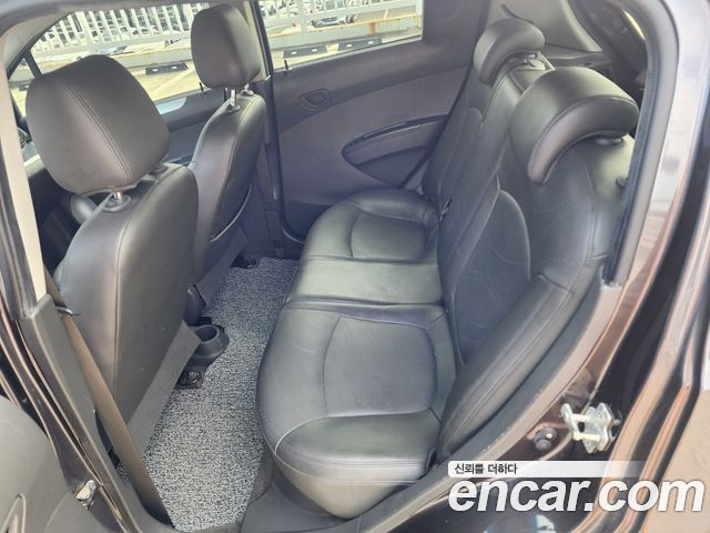 Chevrolet Spark LPG LT Standard 2014 — фото 18