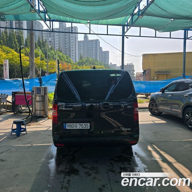 Hyundai Grand Starex Van 5-Seater Modern 2021 — фото 2