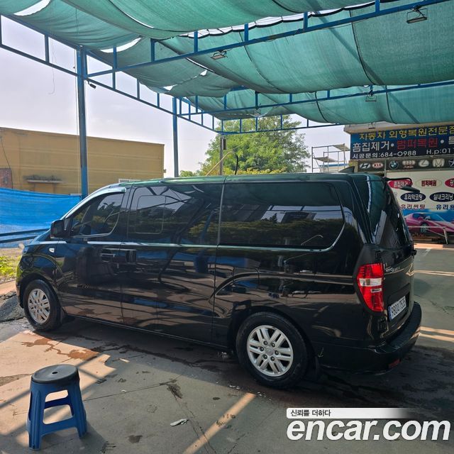 Hyundai Grand Starex Van 5-Seater Modern 2021 — фото 3