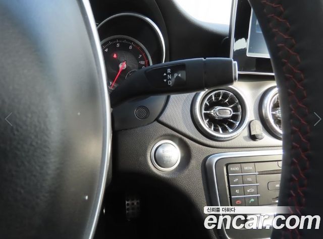 Mercedes-Benz CLA-Class (C117) CLA220 AMG Line 2018 — фото 18