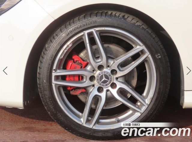 Mercedes-Benz CLA-Class (C117) CLA220 AMG Line 2018 — фото 23