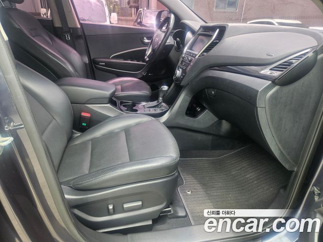 Hyundai Santa Fe (DM) Diesel(e-VGT) 2.2 2WD Exclusive Special 2015 — фото 10