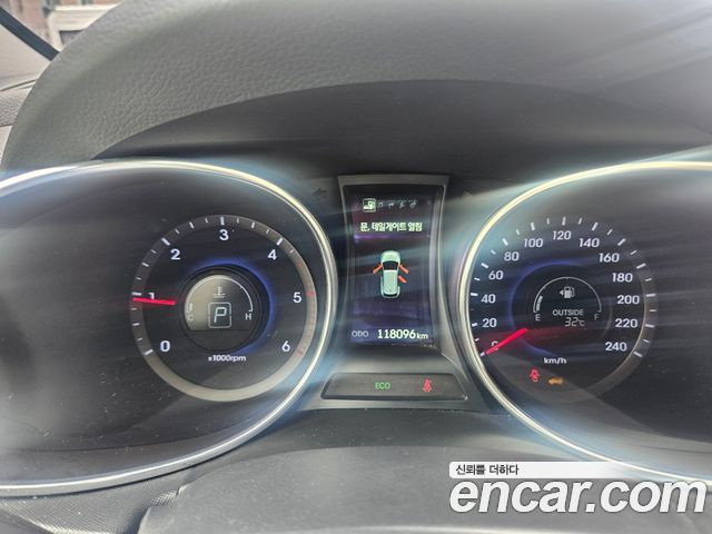 Hyundai Santa Fe (DM) Diesel(e-VGT) 2.2 2WD Exclusive Special 2015 — фото 22
