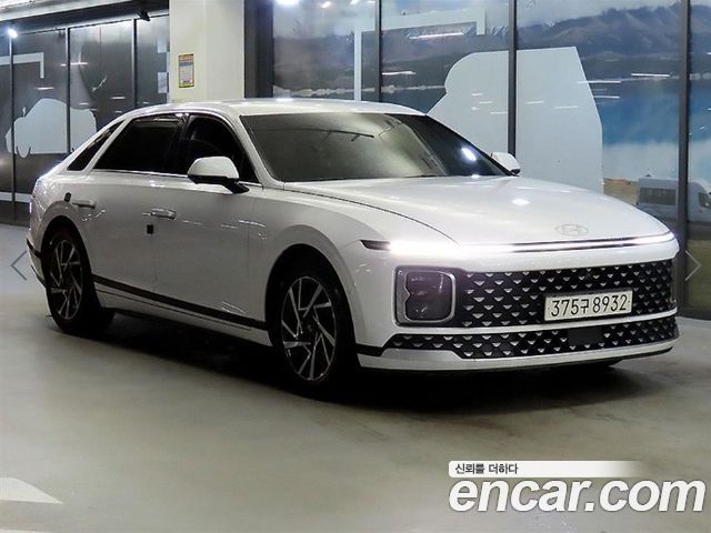 Hyundai Grandeur (GN7) 3,5 Gasoline 4WD Exclusive 2023 — фото 1