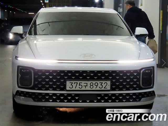 Hyundai Grandeur (GN7) 3,5 Gasoline 4WD Exclusive 2023 — фото 2