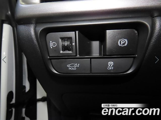 Hyundai Grandeur (GN7) 3,5 Gasoline 4WD Exclusive 2023 — фото 19
