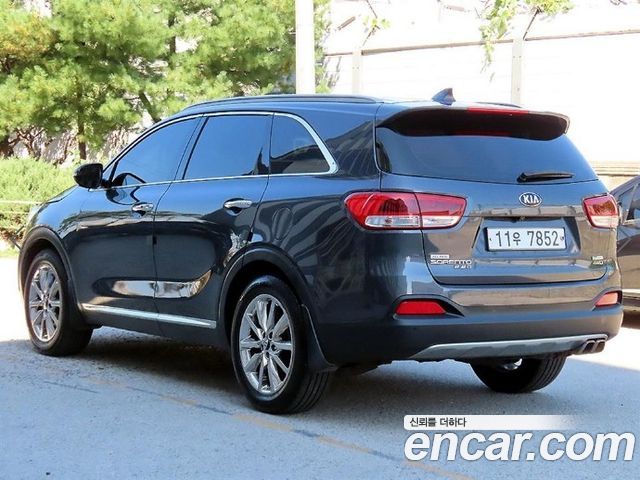 Kia Sorento Diesel 2.0 2WD Noblesse 2015 — фото 3