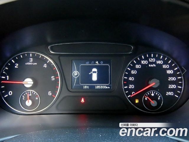 Kia Sorento Diesel 2.0 2WD Noblesse 2015 — фото 9