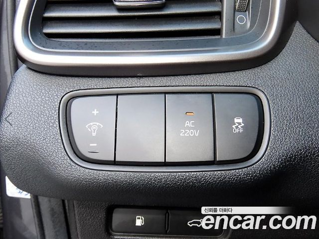 Kia Sorento Diesel 2.0 2WD Noblesse 2015 — фото 16