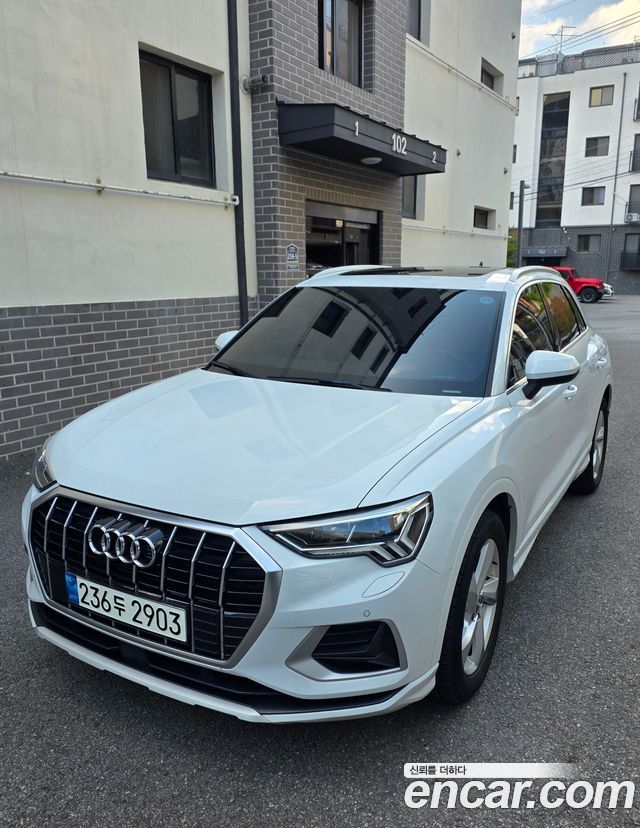 Audi Q3 (F3) 35 TDI Premium