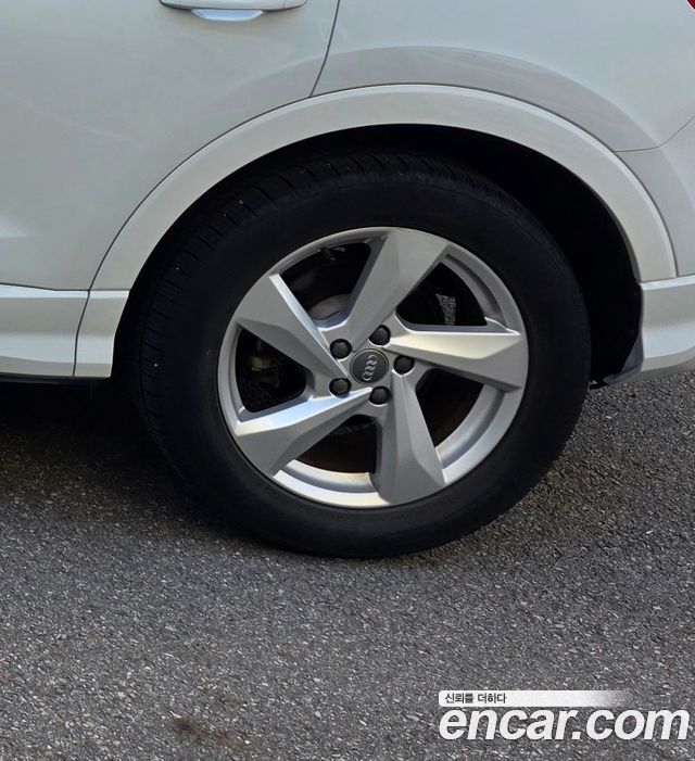Audi Q3 (F3) 35 TDI Premium 2020 — фото 5