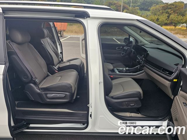 Kia Carnival (IV) Gasoline 7-Seater Noblesse 2025 — фото 16