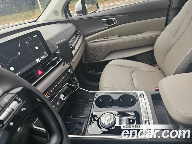 Kia Carnival (IV) Gasoline 7-Seater Noblesse 2025 — фото 17
