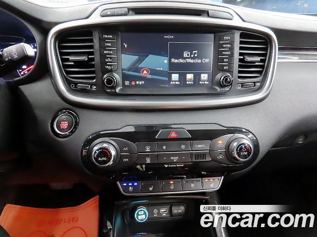 Kia Sorento Diesel 2.2 2WD Prestige 2015 — фото 17