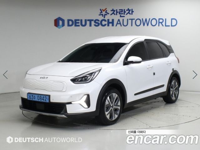 Kia Niro Plus Earth 2023 — фото 1
