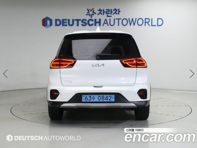 Kia Niro Plus Earth 2023 — фото 4