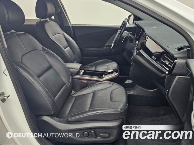 Kia Niro Plus Earth 2023 — фото 10