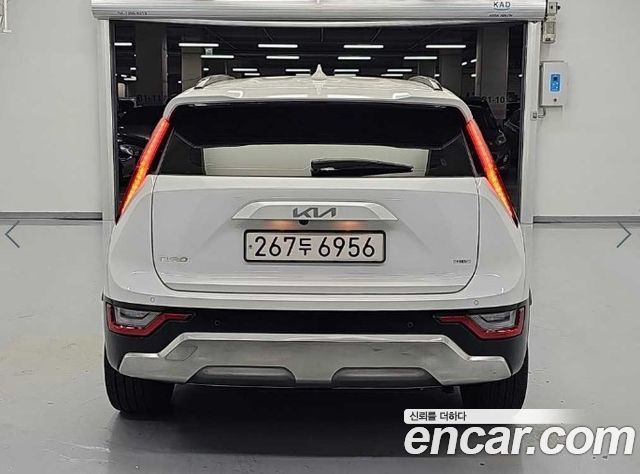 Kia Niro Signature 2022 — фото 3
