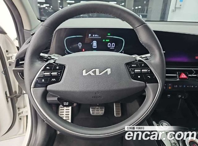 Kia Niro Signature 2022 — фото 9