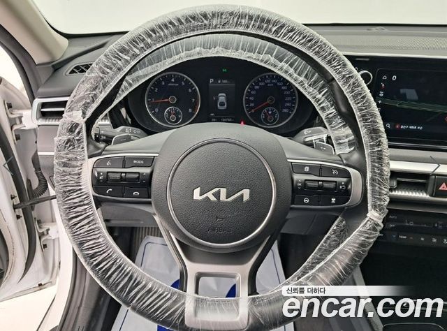Kia K5 (III) 2.0 Trendy 2023 — фото 7