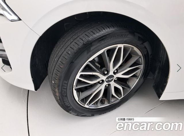 Kia K5 (III) 2.0 Trendy 2023 — фото 23