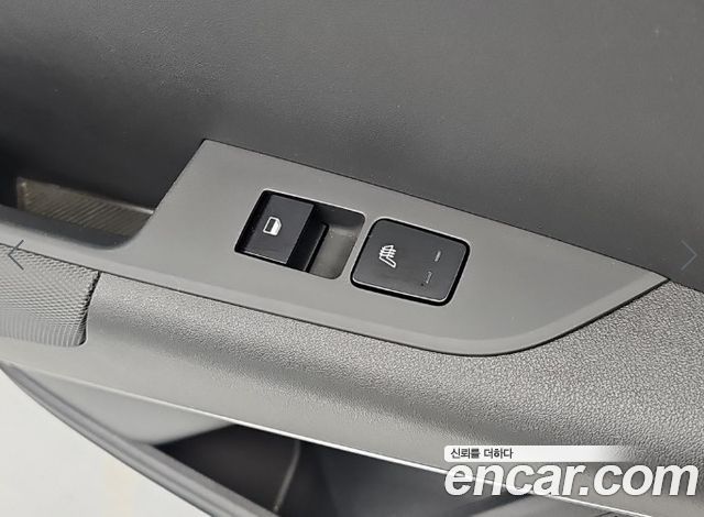 Kia Niro Prestige 2022 — фото 18