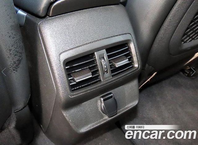 Renault Korea QM6 2.0 GDe LE Signature 2WD 2023 — фото 21