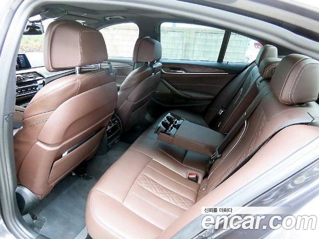BMW 5 Series (G30) 520i M Sport 2020 — фото 6