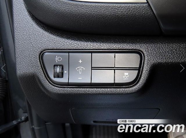 Kia Seltos Gasoline 2.0 2WD Prestige 2023 — фото 16