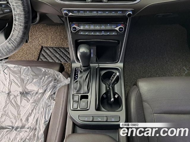 Hyundai Grandeur (IG) 2.2 Diesel Premium Special 2017 — фото 19
