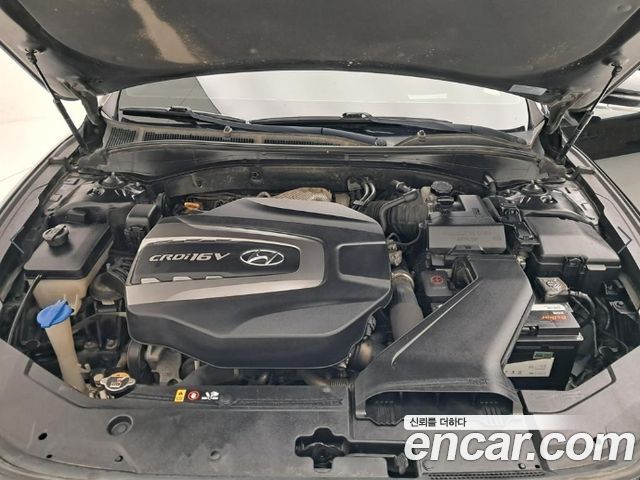 Hyundai Grandeur (IG) 2.2 Diesel Premium Special 2017 — фото 23