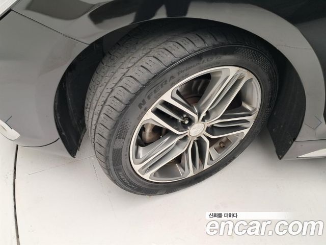 Hyundai Grandeur (IG) 2.2 Diesel Premium Special 2017 — фото 24