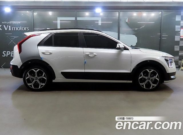 Kia Niro Signature 2022 — фото 3