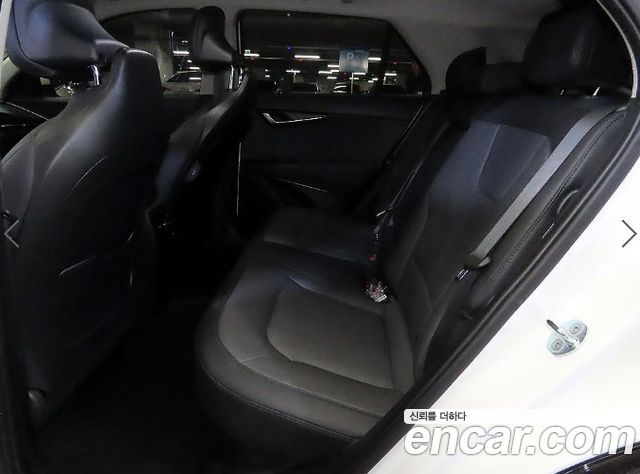Kia Niro Signature 2022 — фото 7