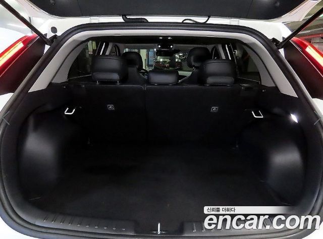 Kia Niro Signature 2022 — фото 21