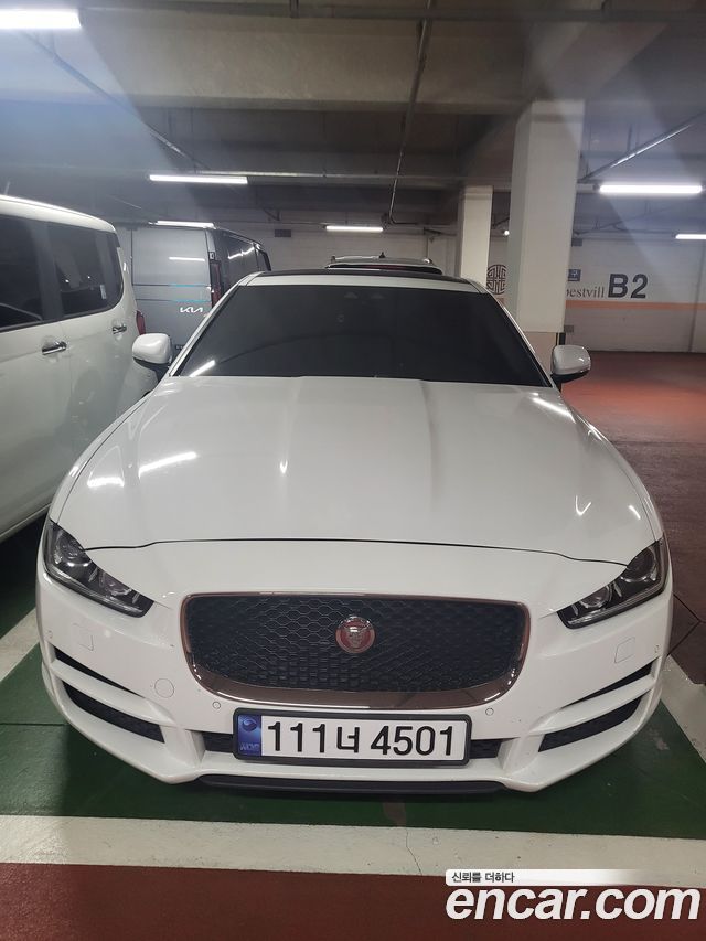 Jaguar XE 20d Portfolio