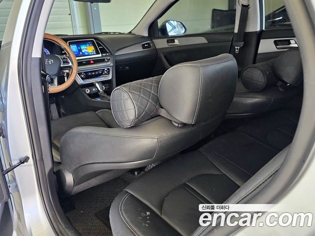 Hyundai Sonata New Rise LPI Taxi Style 2020 — фото 17