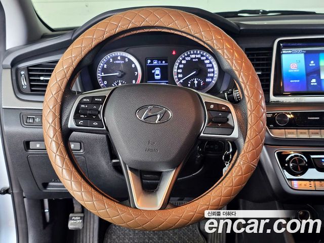 Hyundai Sonata New Rise LPI Taxi Style 2020 — фото 24