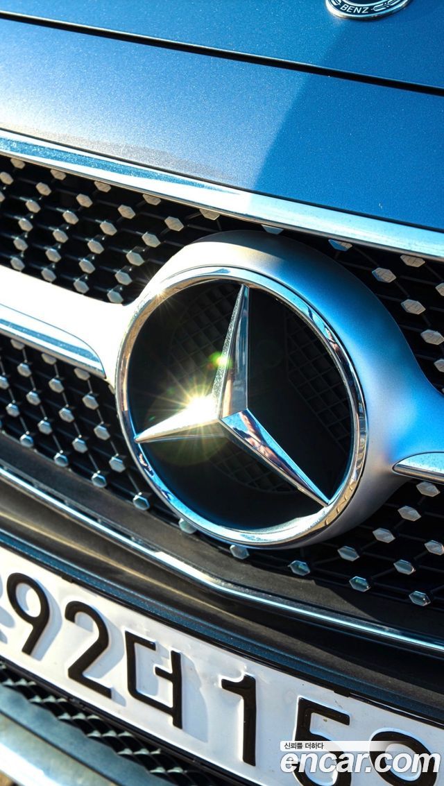 Mercedes-Benz E-Class (W213) E220d Cabriolet 2019 — фото 4