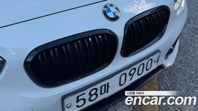 BMW 1 Series (F20) 118d Sport 5Door 2016 — фото 17